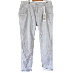 Bianco Blake Girlfriend Jeans in white silver snake print lurex